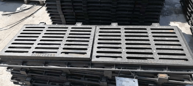 红花岗球墨铸铁连体双篦展示